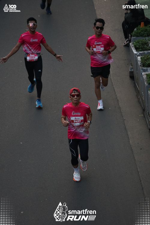 Race photo from Smartfren Run 2025 