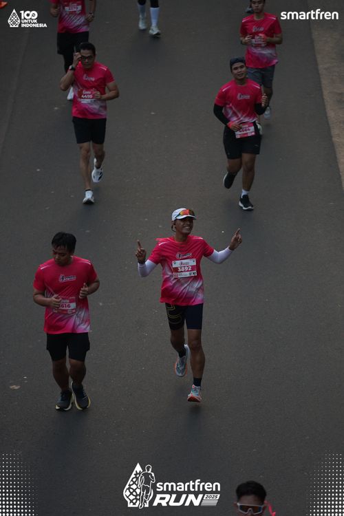 Race photo from Smartfren Run 2025 