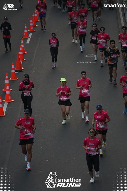Race photo from Smartfren Run 2025 