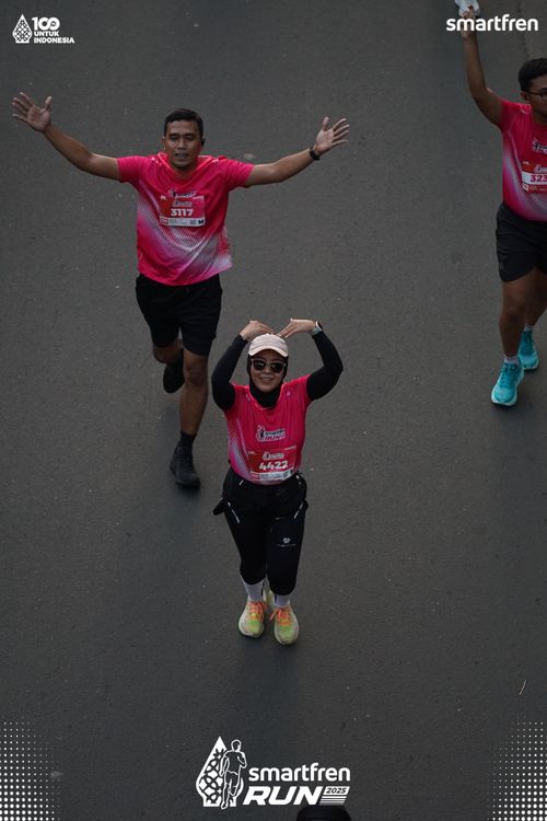 Race photo from Smartfren Run 2025 