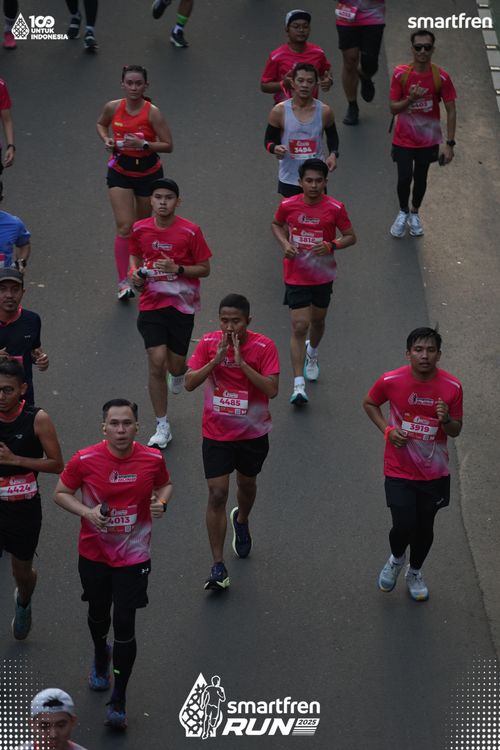 Race photo from Smartfren Run 2025 