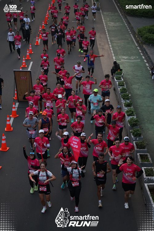 Race photo from Smartfren Run 2025 