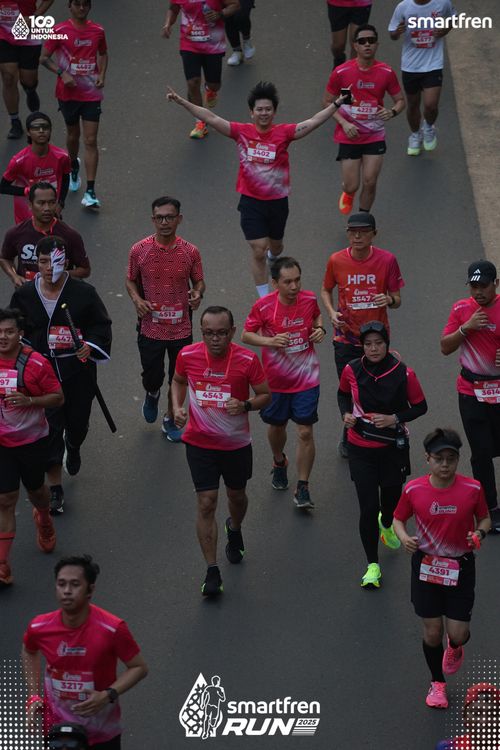 Race photo from Smartfren Run 2025 