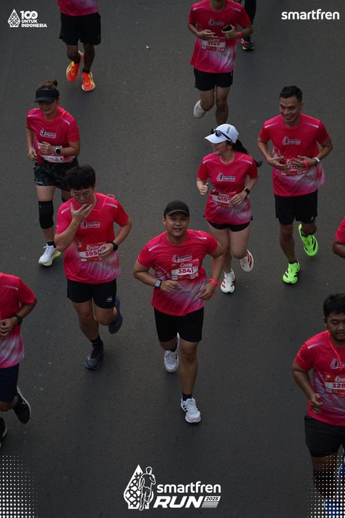 Race photo from Smartfren Run 2025 
