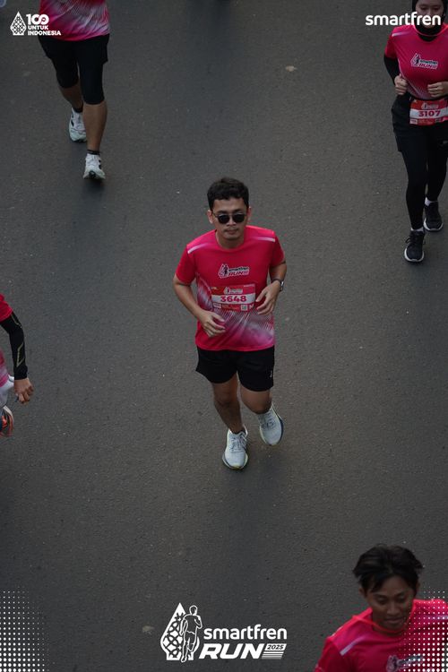 Race photo from Smartfren Run 2025 