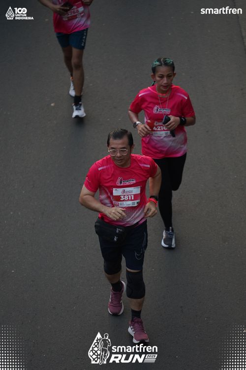 Race photo from Smartfren Run 2025 