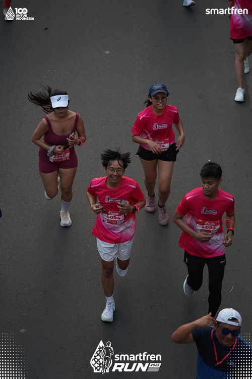 Race photo from Smartfren Run 2025 