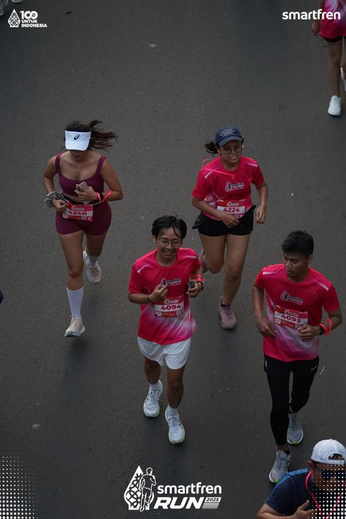 Race photo from Smartfren Run 2025 
