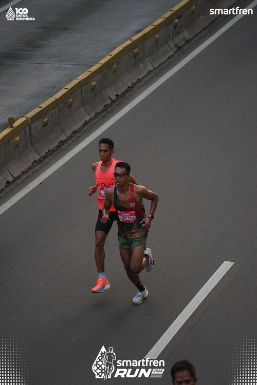 Race photo from Smartfren Run 2025 