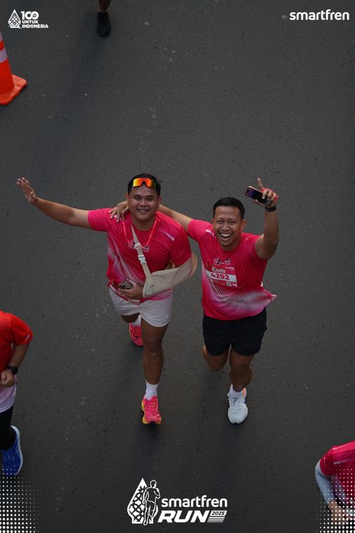 Race photo from Smartfren Run 2025 