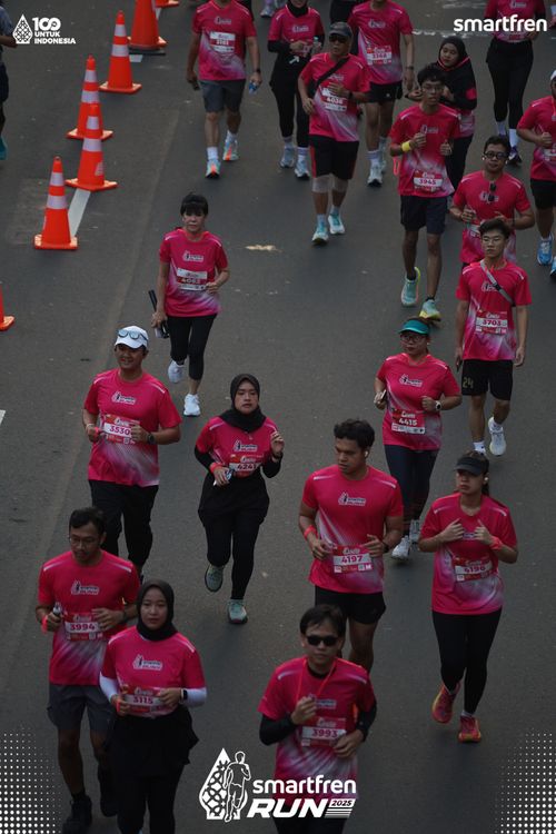 Race photo from Smartfren Run 2025 
