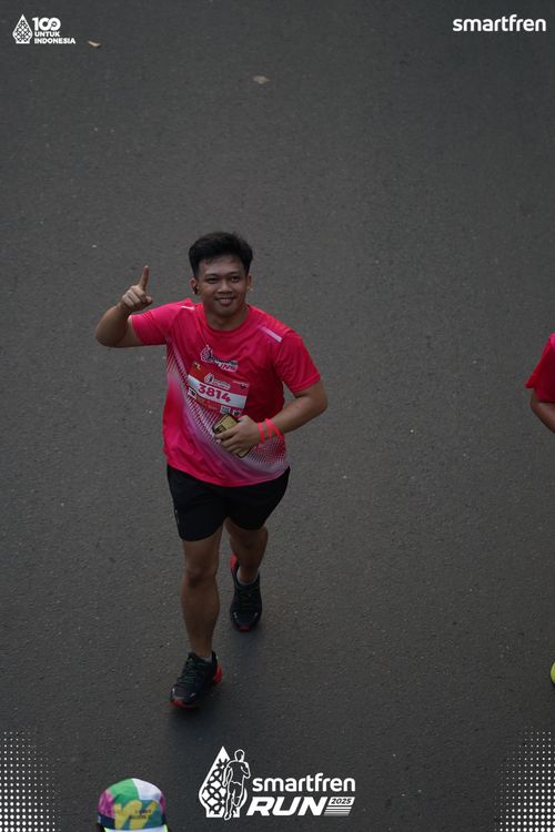 Race photo from Smartfren Run 2025 