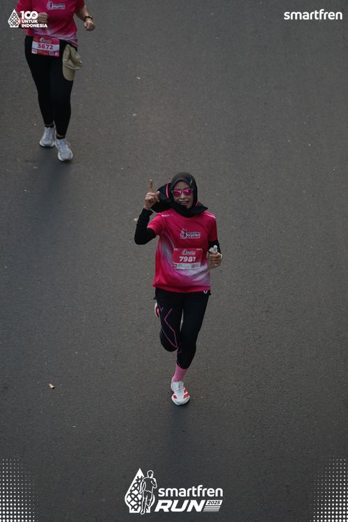 Race photo from Smartfren Run 2025 