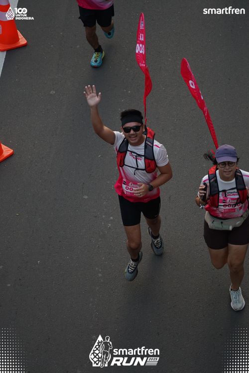Race photo from Smartfren Run 2025 