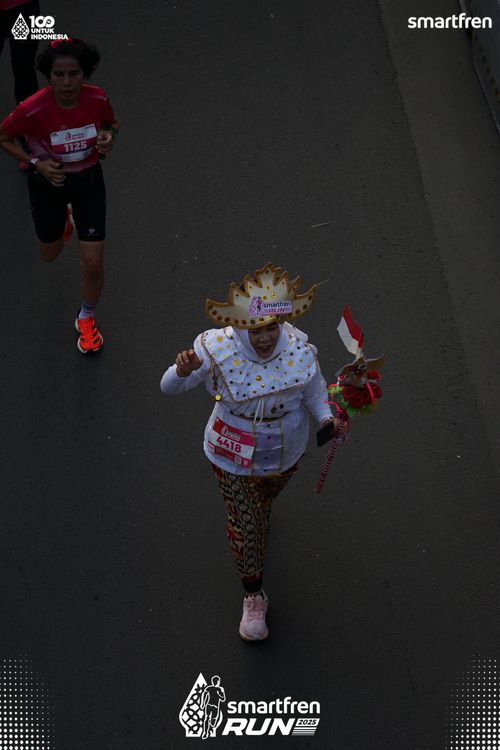 Race photo from Smartfren Run 2025 