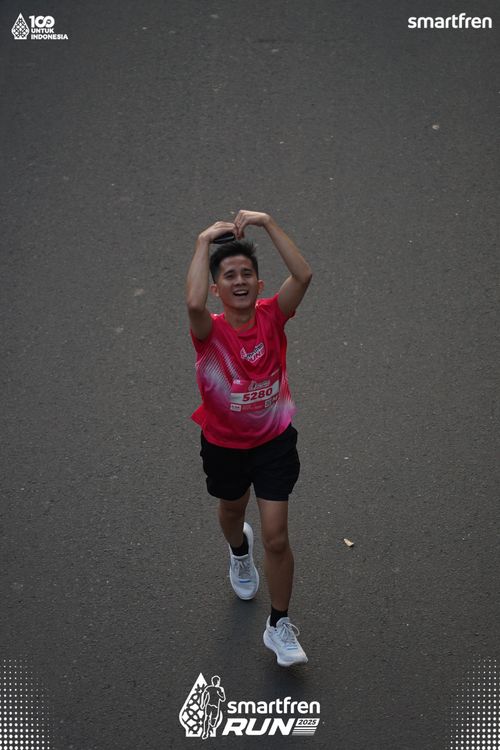Race photo from Smartfren Run 2025 