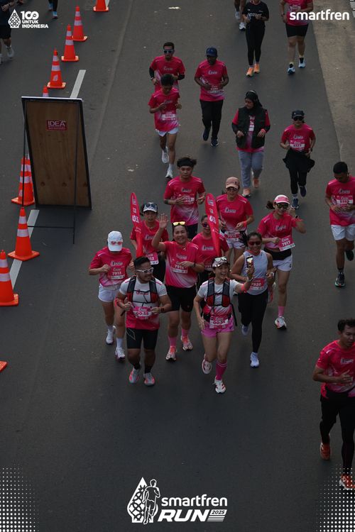 Race photo from Smartfren Run 2025 