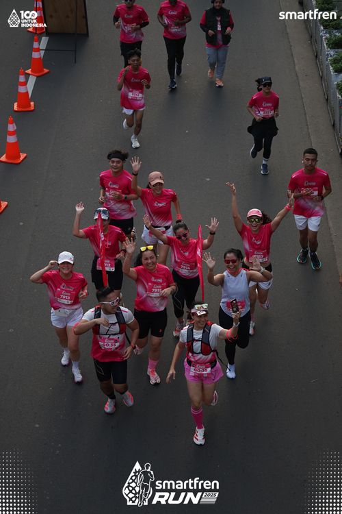 Race photo from Smartfren Run 2025 