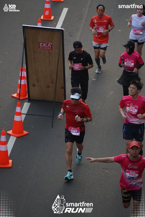 Race photo from Smartfren Run 2025 