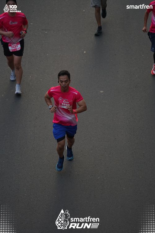 Race photo from Smartfren Run 2025 