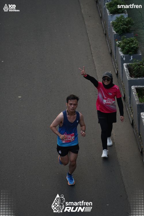 Race photo from Smartfren Run 2025 