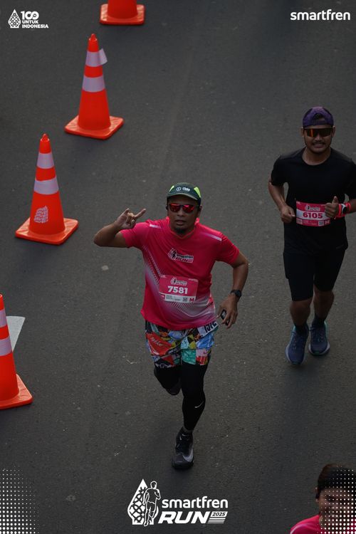 Race photo from Smartfren Run 2025 