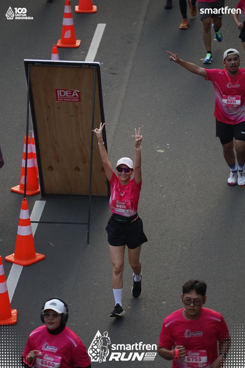 Race photo from Smartfren Run 2025 