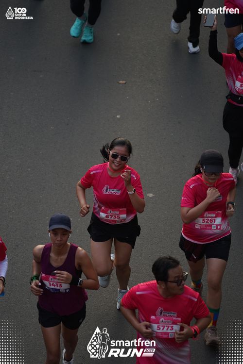 Race photo from Smartfren Run 2025 