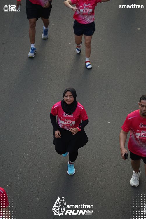 Race photo from Smartfren Run 2025 