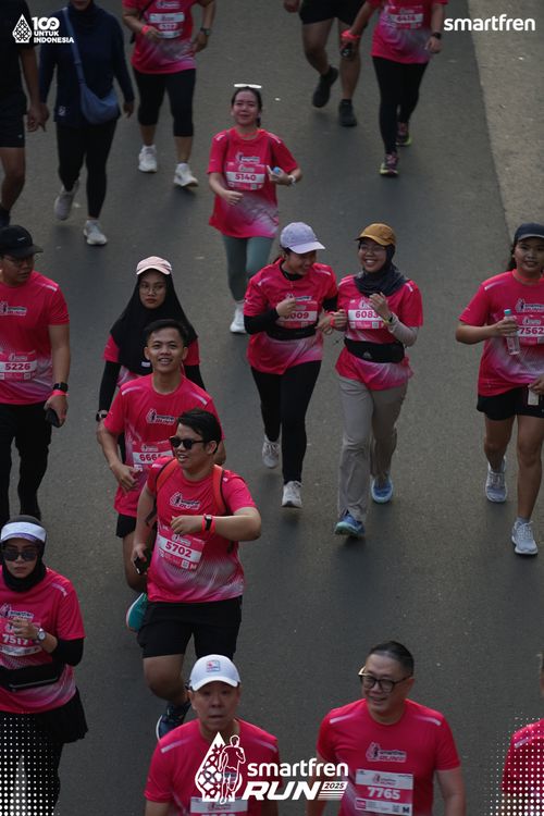 Race photo from Smartfren Run 2025 