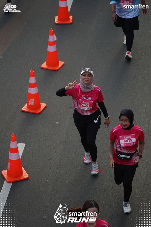 Race photo from Smartfren Run 2025 