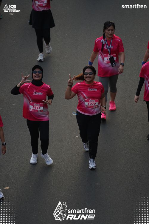 Race photo from Smartfren Run 2025 