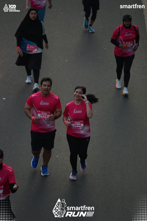 Race photo from Smartfren Run 2025 