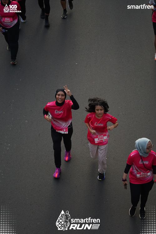 Race photo from Smartfren Run 2025 
