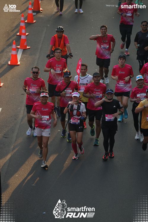 Race photo from Smartfren Run 2025 