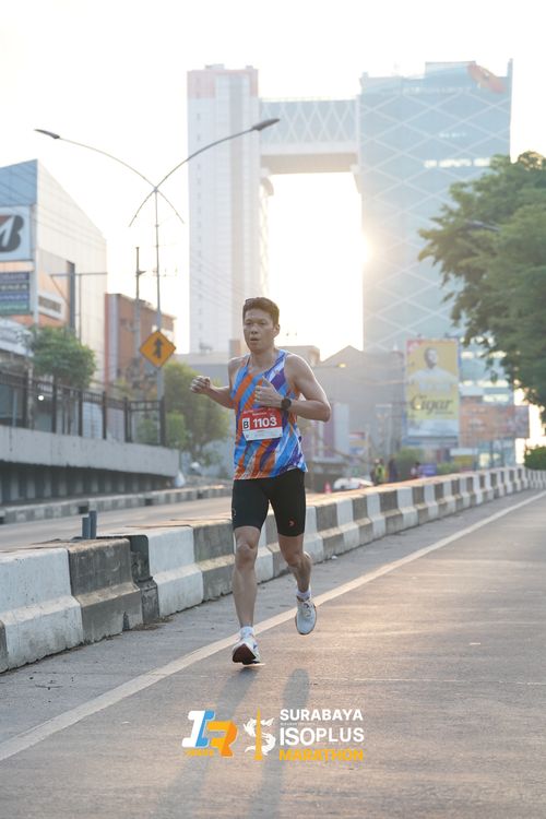 Race photo from SURABAYA ISOPLUS MARATHON 2025