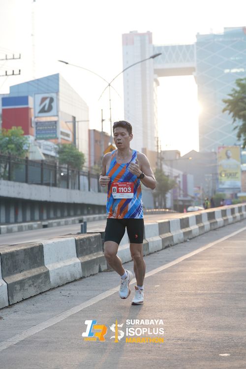 Race photo from SURABAYA ISOPLUS MARATHON 2025