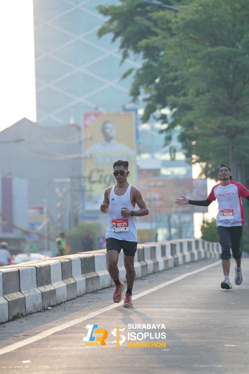 Race photo from SURABAYA ISOPLUS MARATHON 2025