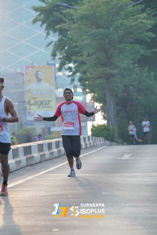 Race photo from SURABAYA ISOPLUS MARATHON 2025
