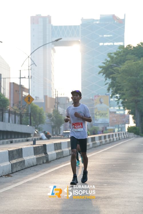 Race photo from SURABAYA ISOPLUS MARATHON 2025