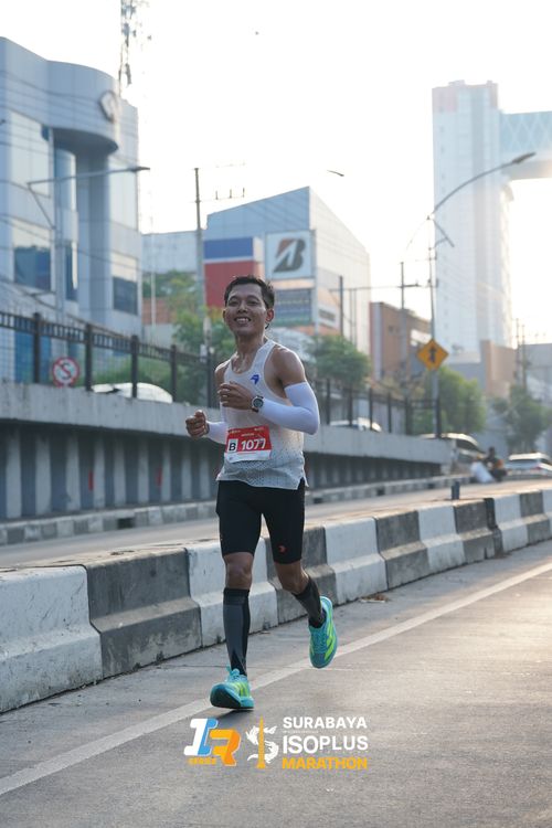 Race photo from SURABAYA ISOPLUS MARATHON 2025