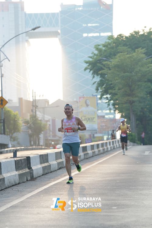 Race photo from SURABAYA ISOPLUS MARATHON 2025
