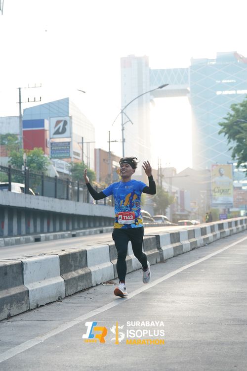Race photo from SURABAYA ISOPLUS MARATHON 2025