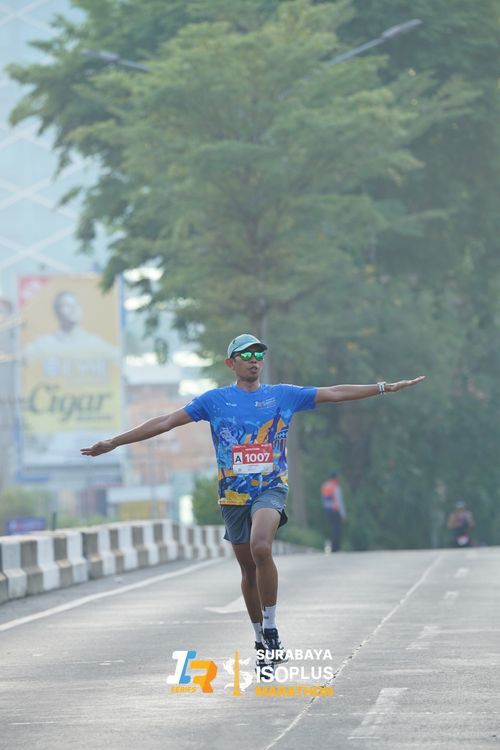 Race photo from SURABAYA ISOPLUS MARATHON 2025