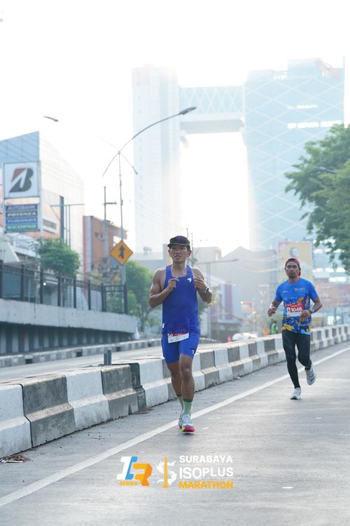 Race photo from SURABAYA ISOPLUS MARATHON 2025