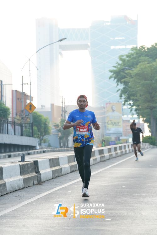 Race photo from SURABAYA ISOPLUS MARATHON 2025