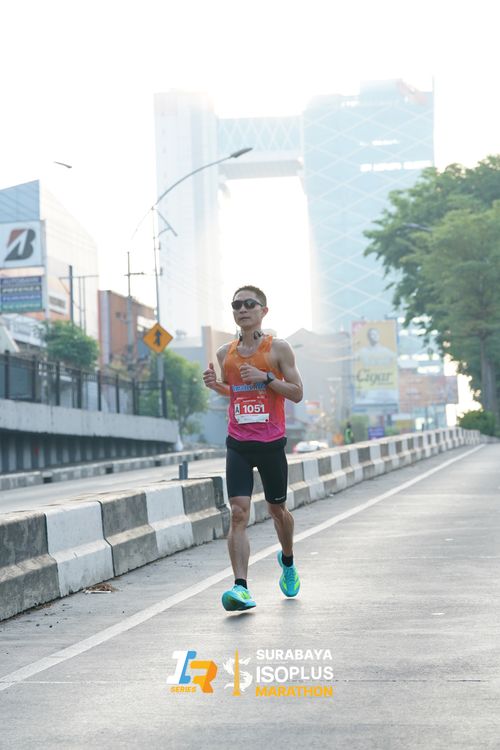 Race photo from SURABAYA ISOPLUS MARATHON 2025