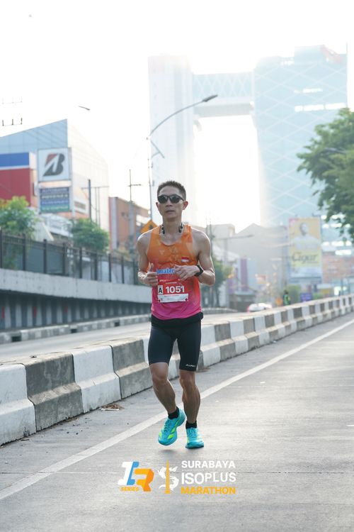 Race photo from SURABAYA ISOPLUS MARATHON 2025
