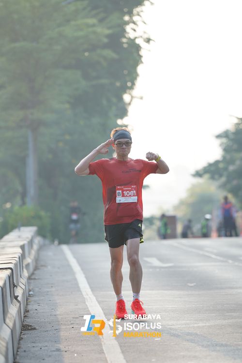 Race photo from SURABAYA ISOPLUS MARATHON 2025