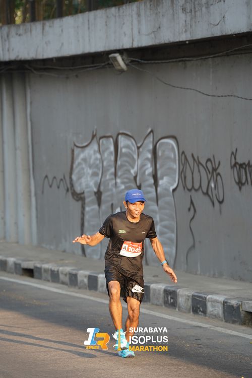 Race photo from SURABAYA ISOPLUS MARATHON 2025